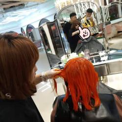 -BULB STUDIO 巴柏明星发型工作室