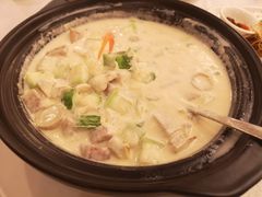香芋芡实百合煲-朱仔记食府(江南大道店)