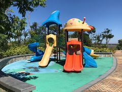 -上海滴水湖皇冠假日酒店