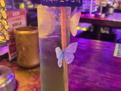 -喜鹊音乐酒馆(西街店)
