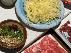 -贵府酸汤牛肉火锅·贵州老字号(飞山街店)