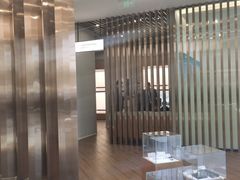 -上海宝宁宝马4S店