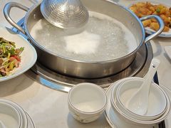-粤顺渔坊·中山脆肉鲩火锅(清湖店)