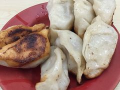 -黄阿姨锅贴大王(万航渡路店)