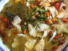水果酸菜鱼-花溪雨·森林餐厅(石基店)