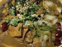 -老码头黑皮肘子锅包肉(赣水路店)