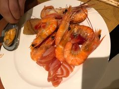-大中华希尔顿酒店-念自助餐·嗨啤·小龙虾
