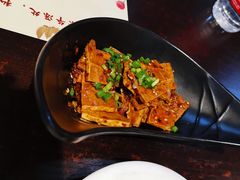 -舌尖上的食缘花园主题餐厅