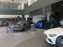 -奔驰上海利星(七宝店)