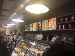 -星巴克臻选(盐城金鹰聚龙湖店)