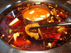 -王婆乔鲜鱼自助火锅(蜀汉路店)
