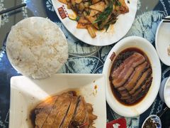-瑞丰园庭院餐厅·白族传统家常菜