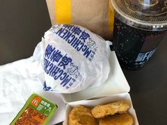 -麦当劳(卫星广场店)