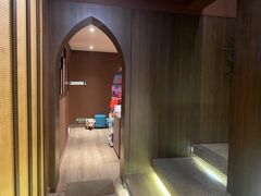 -湄南泰式古法按摩แม่น้ำนวดแผนไทยโบราณ