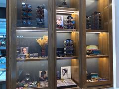 -回瑞眼镜·蔡司·依视路官方授权店(广益路万达店)