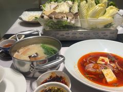 -红鼎豆捞·专注品质海鲜20年(宝丰路店)