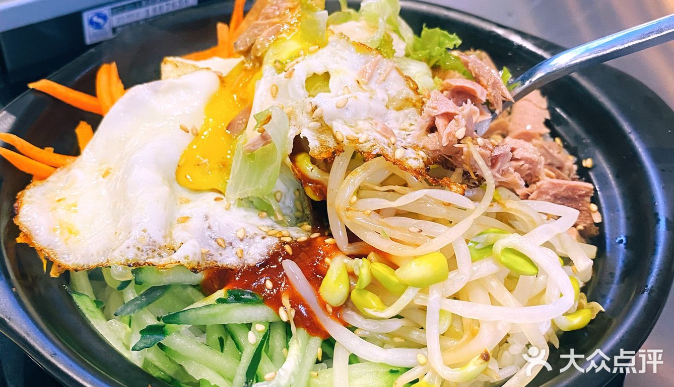 📍桐庐新店✨泡菜与烤肉[强]香浓芝士肥牛部队锅‼️