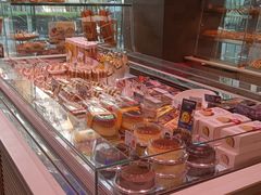 零售区-巴黎贝甜(大宁国际商业广场店)
