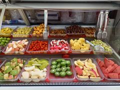 自助取餐区-老炳·七丛松甘草水果