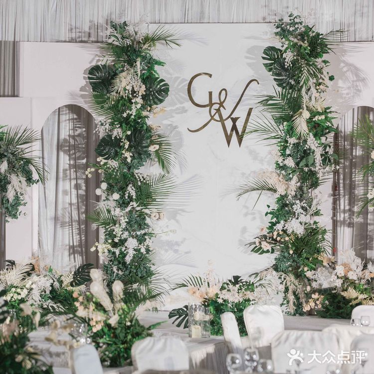 甜甜的喜糖比不上你们心中的甜蜜