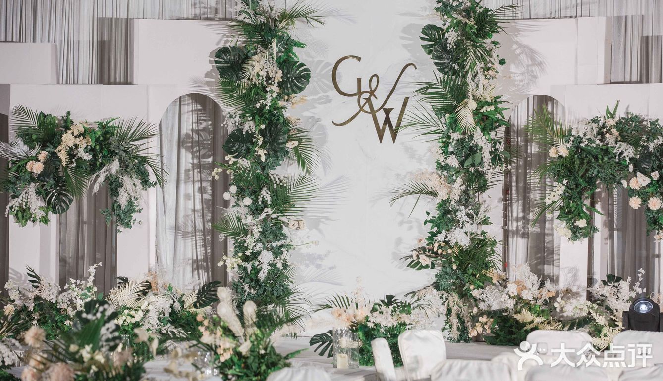 甜甜的喜糖比不上你们心中的甜蜜