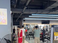 -超鹿运动(五四路恒力城店)