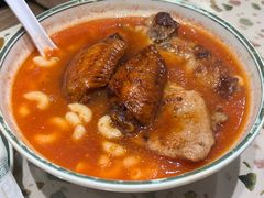 番茄浓汤鸡翅猪扒米线-华嫂冰室(尖沙咀店)