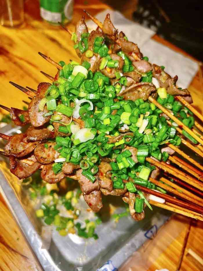 老胡烧烤-"我们这代自贡人可能最后对于这里的回忆,可.