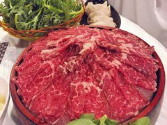 -鲜入围煮花胶鸡海鲜火锅