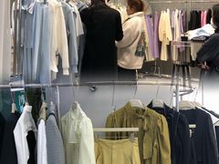 -意法服饰城