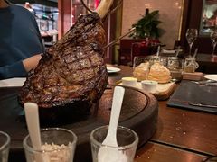 -恰餐厅及酒吧 CHAR Bar & Grill (北京丽都皇冠假日店)