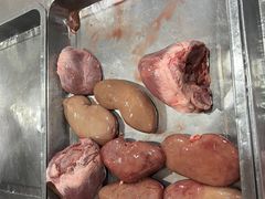 -标记美食新鲜猪杂(兴南大道店)