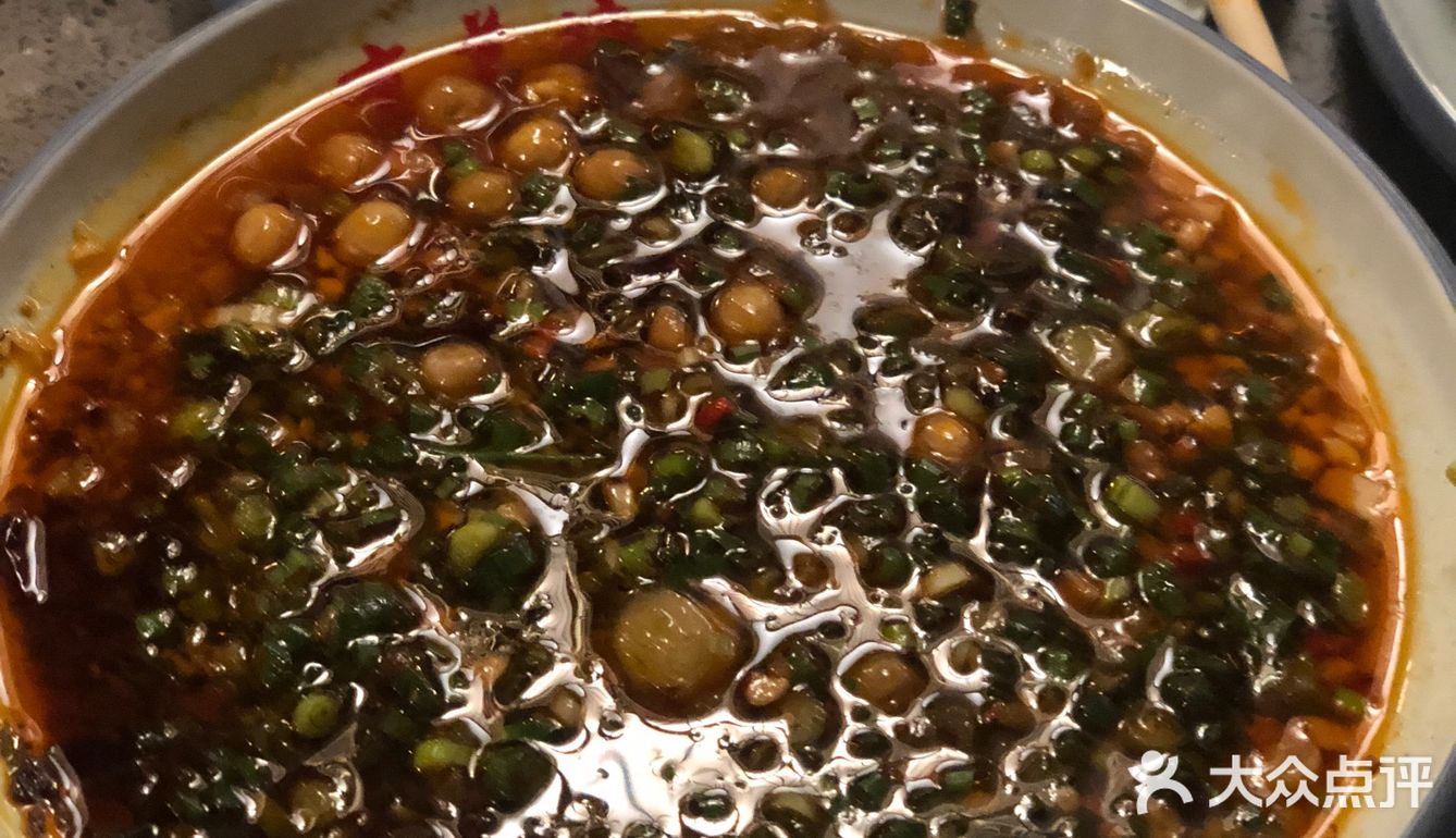 和同事一起想来尝尝味道，需要排队