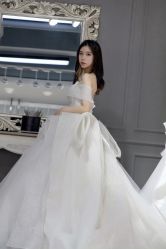 点击看大图 -Lafine Paris 法国兰斐婚纱礼服