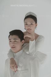 -金夫人婚纱摄影