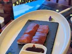脆皮乳猪-白天鹅宾馆-玉堂春暖餐厅
