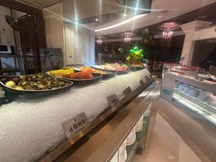 -荣誉国际酒店-云顶旋转餐厅