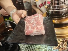 -肉甲韩国木炭烤肉(新壹街1店)
