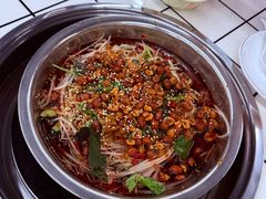 -周良天山牛杂城(天山路总店)
