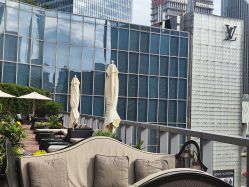 -巍阁高端月子会所