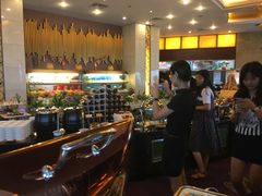 -东方豪景花园酒店·怡景旋转餐厅