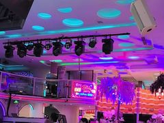 -巴特餐饮6加1音乐餐吧·新疆菜