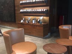 -星巴克臻选(广州高德置地秋广场店)