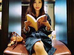 -钟书阁(松江泰晤士小镇店)