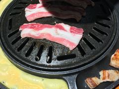 -仨仨米炭火烤肉