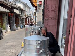 -喜洲杨记破酥粑粑