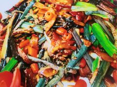 -华龙特色大骨鸡农家菜馆