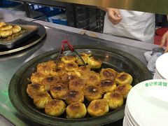 -老新隆牛肉锅贴(新街口店)