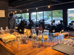 -Cha Café and Bistro