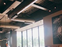 大堂-星巴克(天津工华道智慧山店)